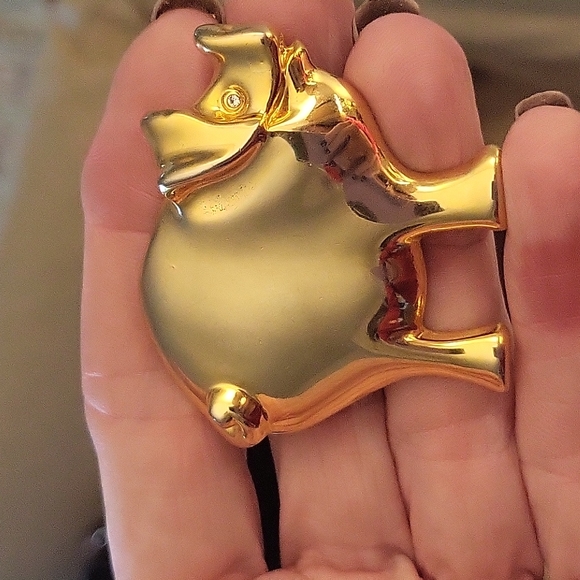 Vintage Gold Pig Pin with Swarovski Crystal Eye - Picture 5 of 5